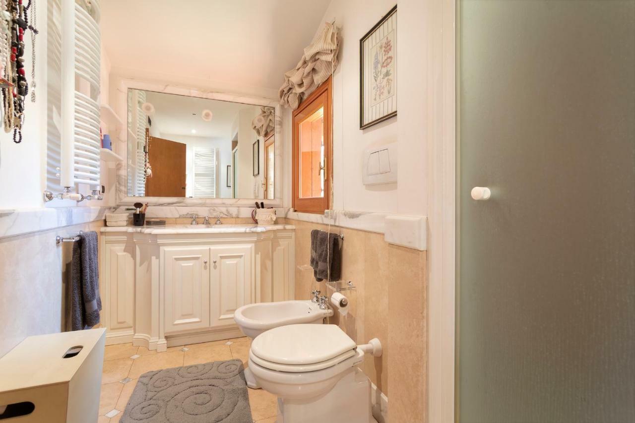 Villa In Via Della Marcigliana Casale Torre San Giovanni Екстер'єр фото