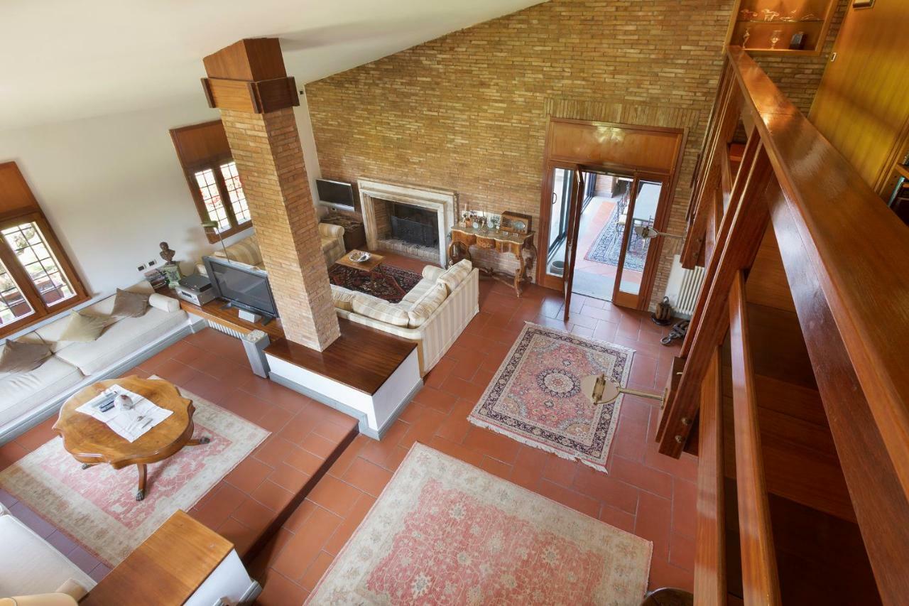 Villa In Via Della Marcigliana Casale Torre San Giovanni Екстер'єр фото