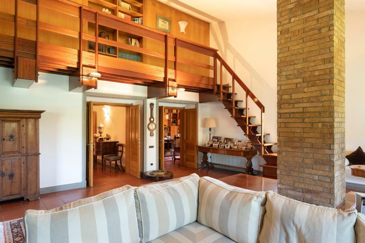 Villa In Via Della Marcigliana Casale Torre San Giovanni Екстер'єр фото